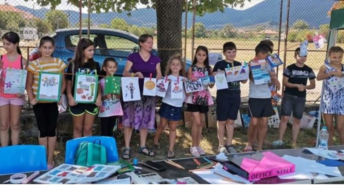 Творческа работилница Мобилно ателие стартира като проект на художничката Пенка